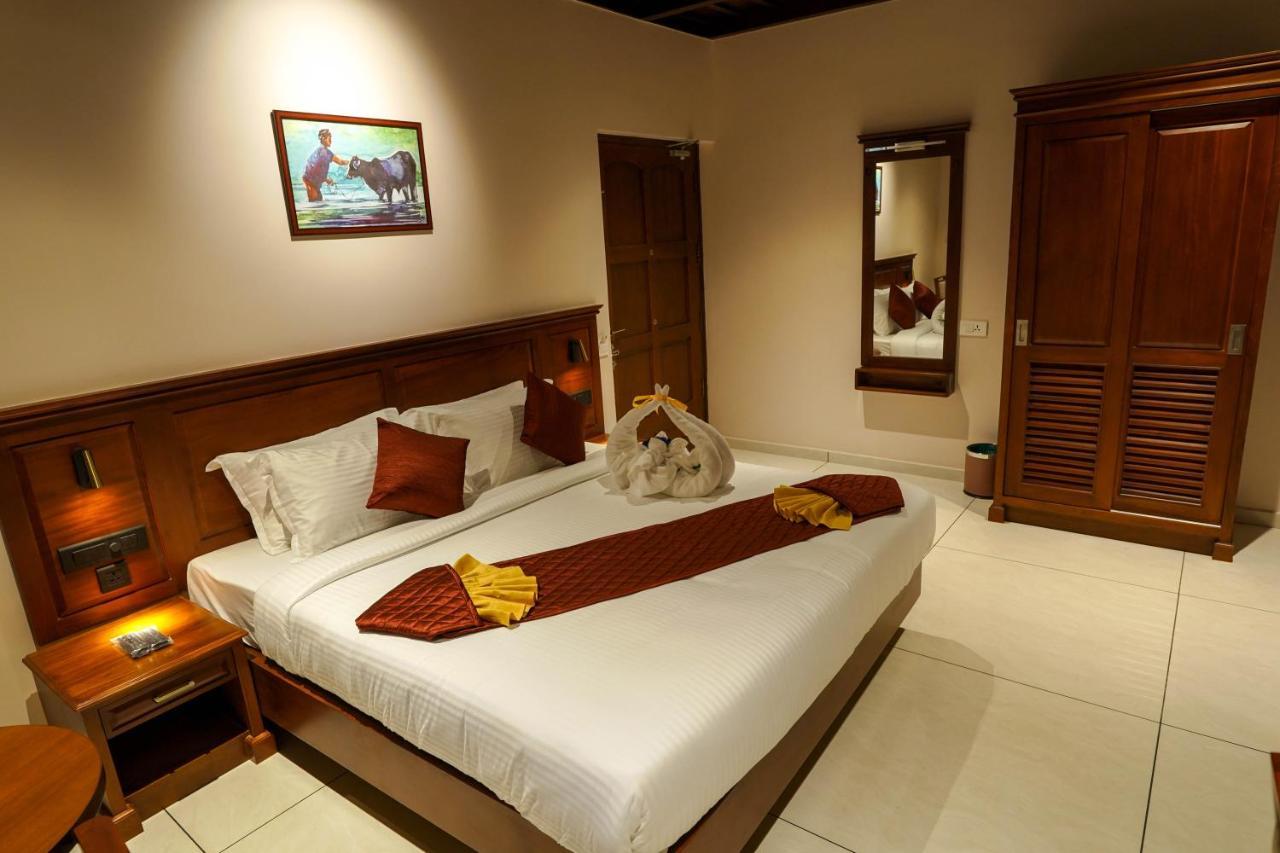 Hotel Heritage Plaza Kottayam Eksteriør billede