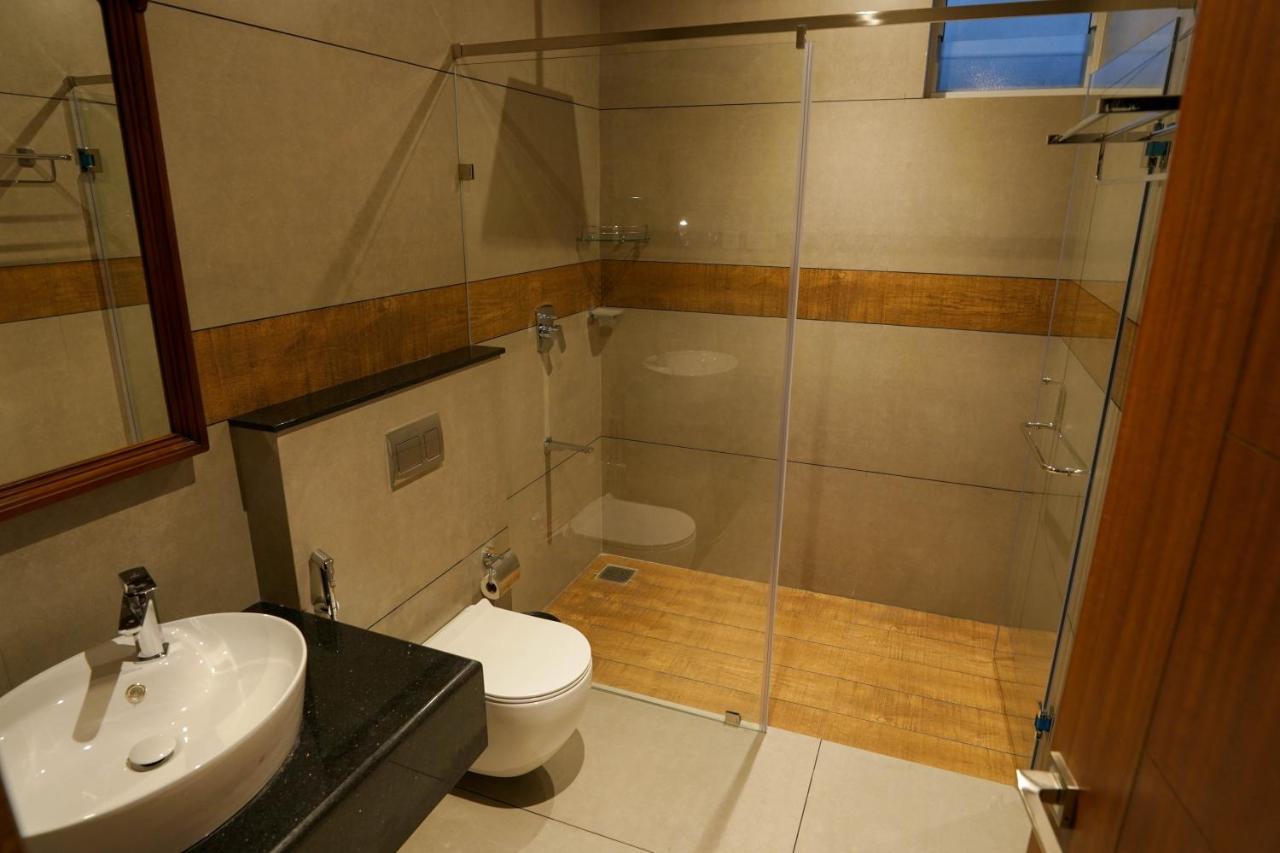 Hotel Heritage Plaza Kottayam Eksteriør billede