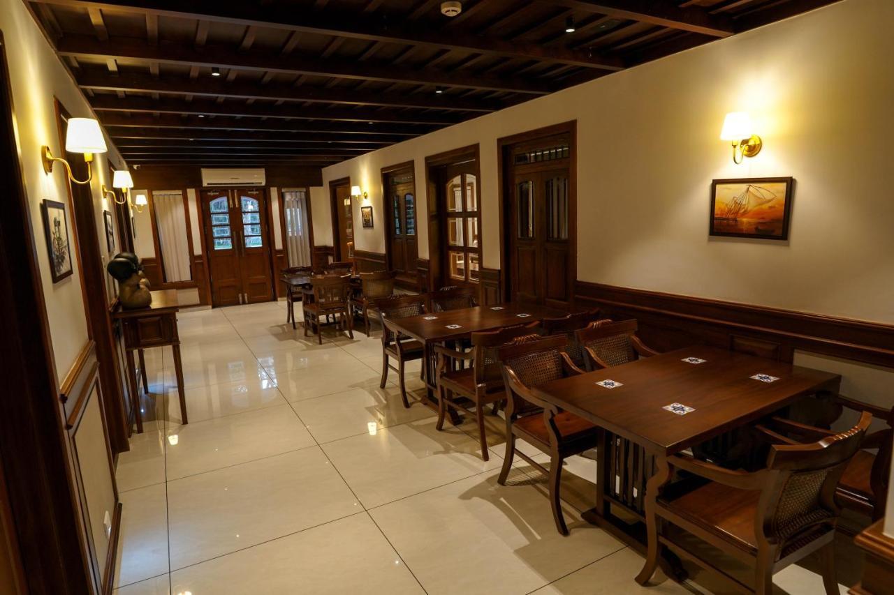 Hotel Heritage Plaza Kottayam Eksteriør billede